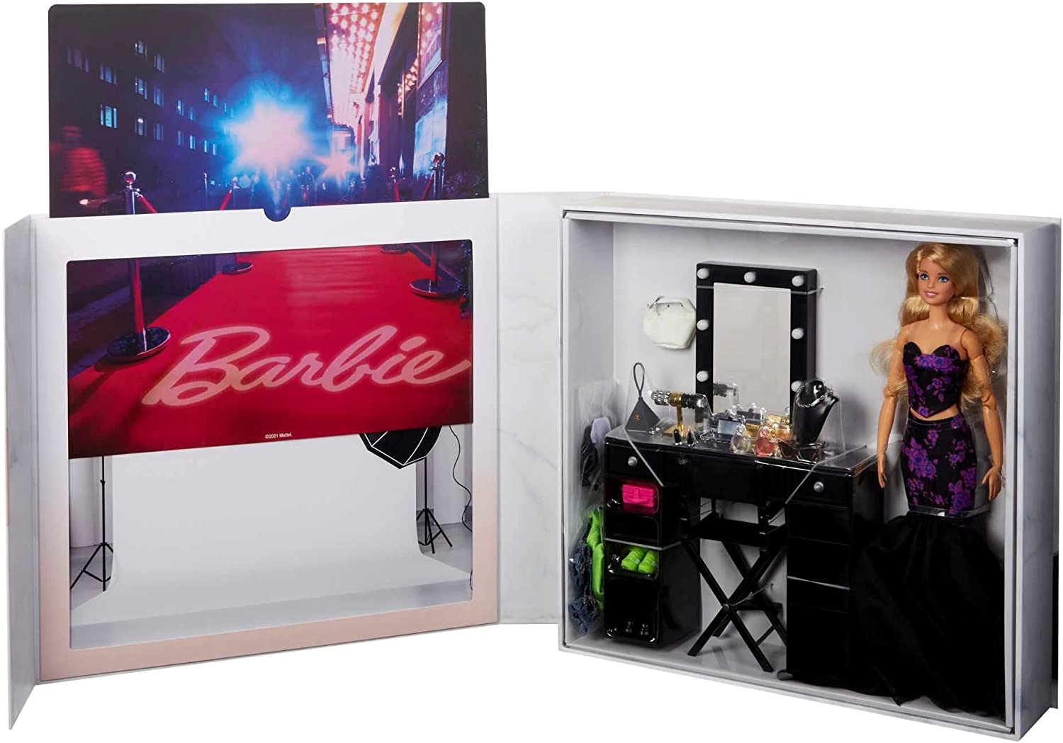 Barbie Studio Set Moda con Bambola Snodata, Specchiera con Sedia