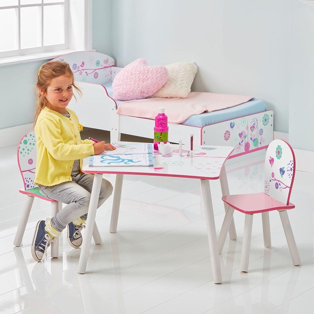 Set Tavolo e 2 Sedie Sagomate in Legno Principesse Disney - MammacheShop